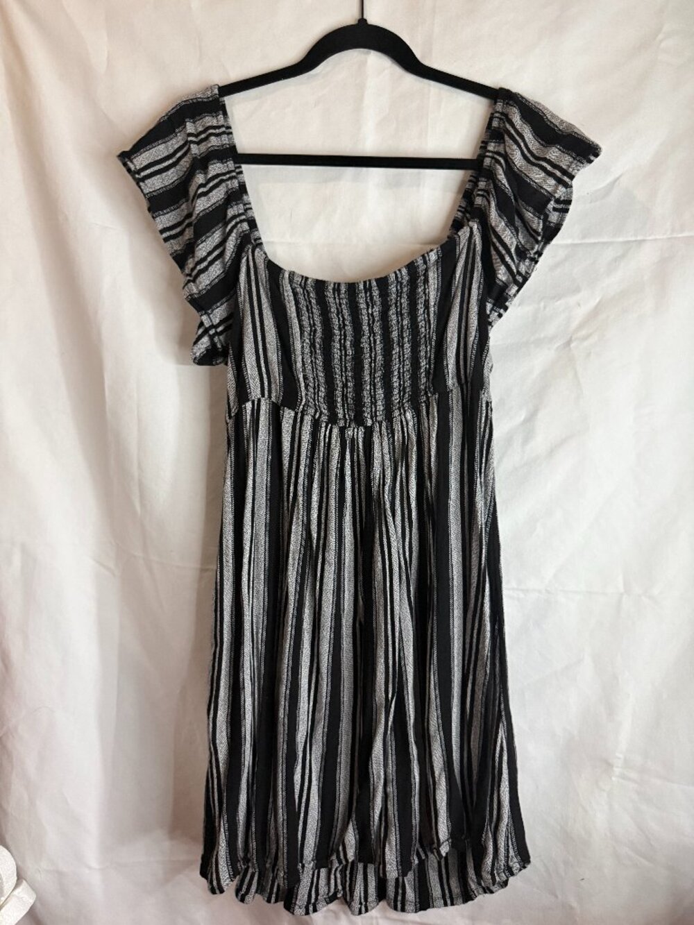 Volcom Sundress - Picture 2 of 4